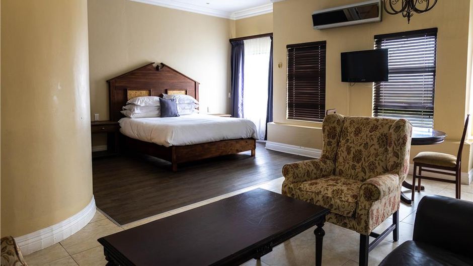 Premier Hotel The Richards Room