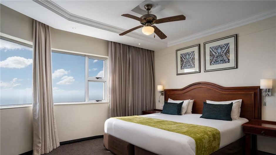 Premier Hotel Regent Suite