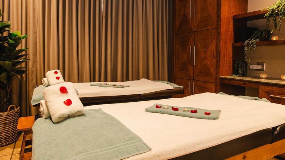 Premier Hotel EL ICC Room