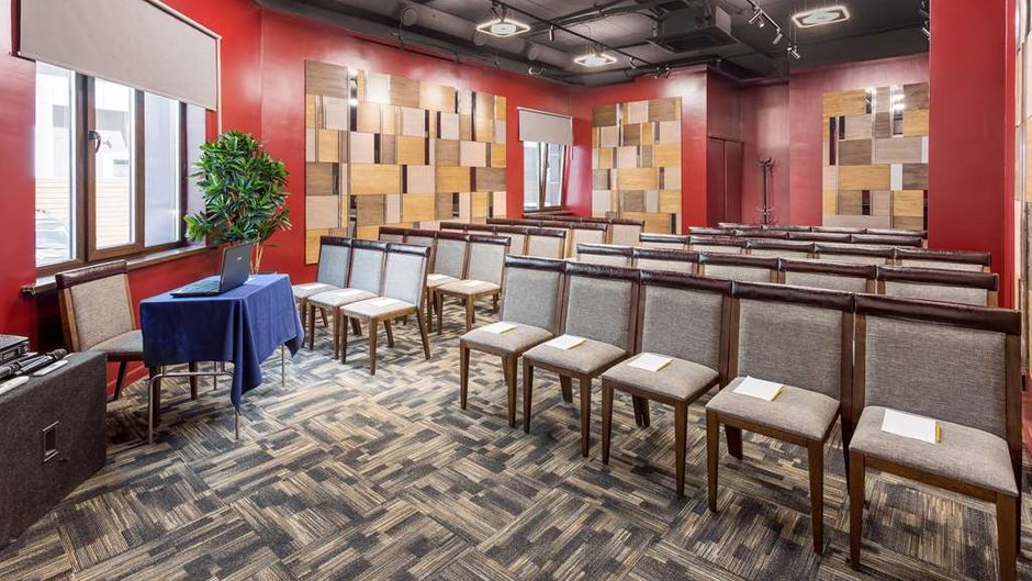 Golden Tulip Krasnodar Meeting
