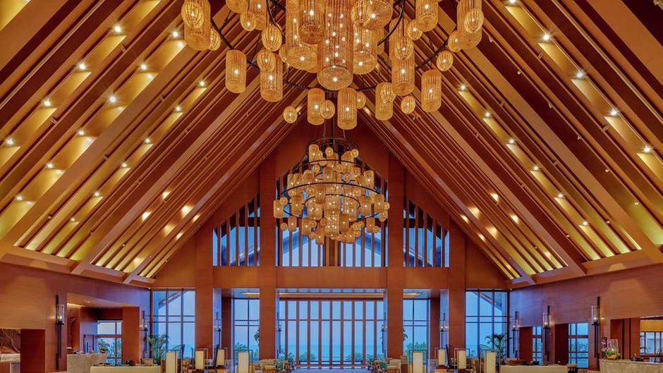 DoubleTree by Hilton Shanwei Lobby