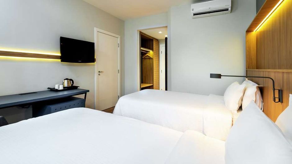 Hampton by Hilton Guarulhos Room