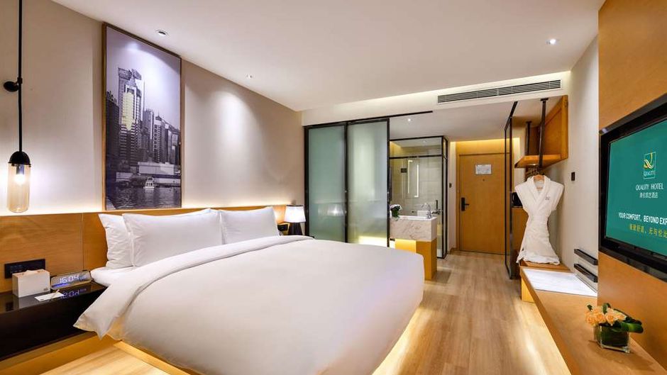 Quality Hotel Chengdu Room