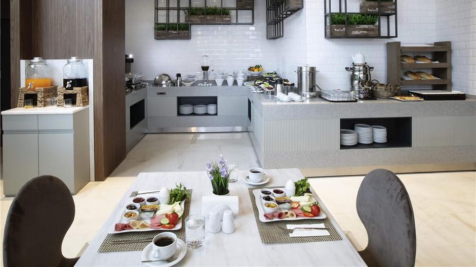 Ibis Styles Izmir Bornova Hotel Restaurant