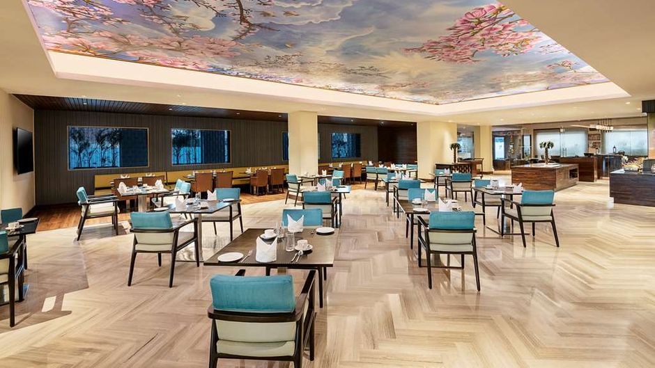Country Inn-Suites By Radisson Zirakpur Restaurant