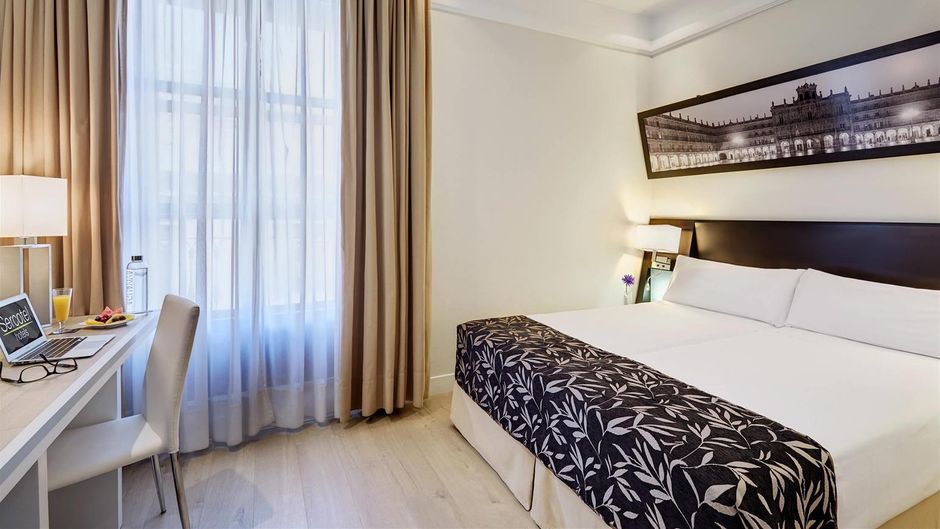 Sercotel Las Torres Hotel Room