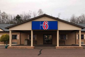 Motel 6 Bloomsburg
