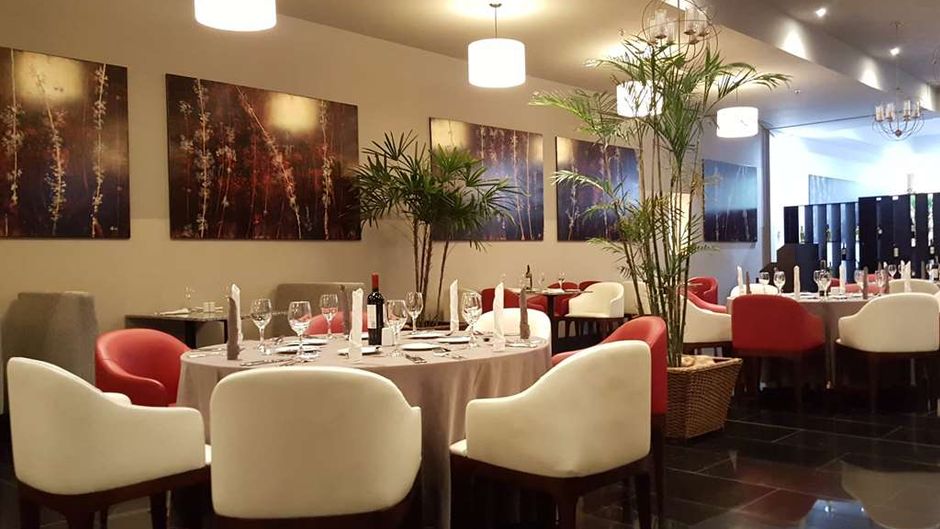 Wyndham Manta Sail Plaza Hotel Restaurant