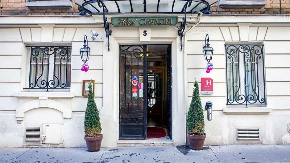 Gavarni Hotel Exterior