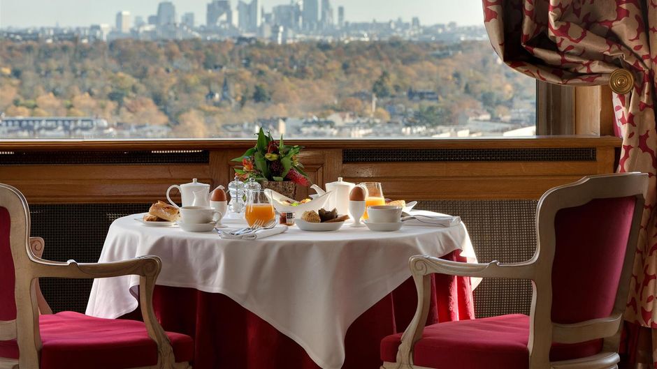 Pavillon Henri IV Hotel Restaurant