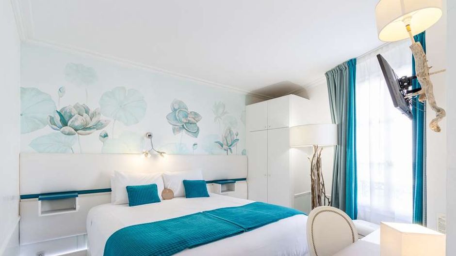 Hotel Eiffel Trocadero Room