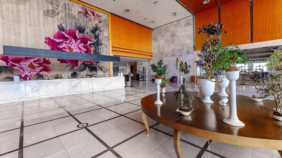 Hotels & Preference Hualing Tbilisi Lobby