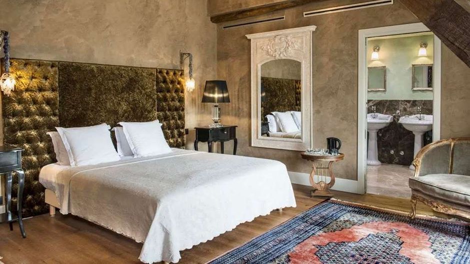 Chateau de l'Epinay Room