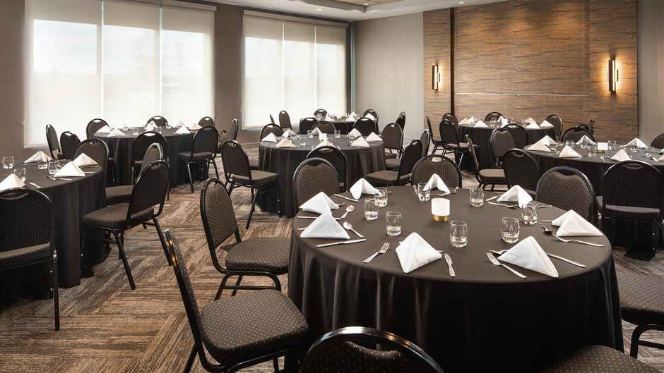 Hyatt Place Calgary Airport Meeting