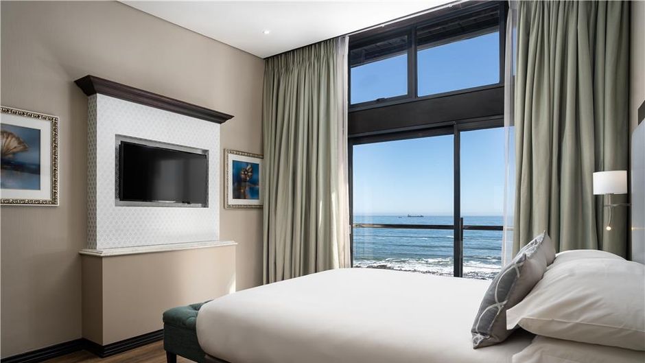 Premier Hotel Cape Manor Suite