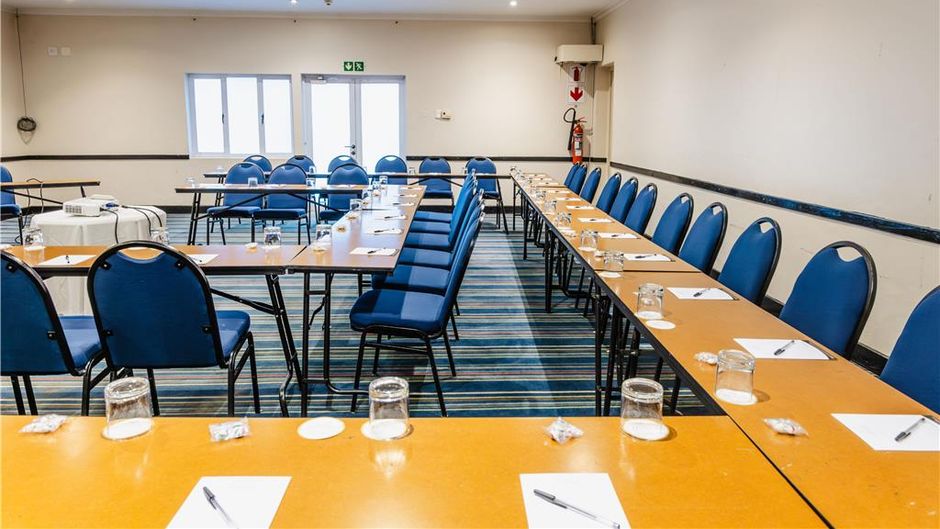 Splendid Inn Bayshore Meeting