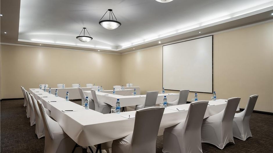 Premier Hotel Pretoria Meeting