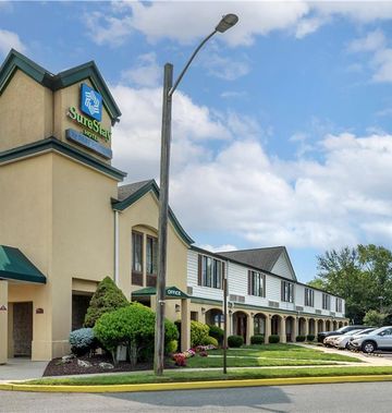 SureStay By Best Western East Brunswick