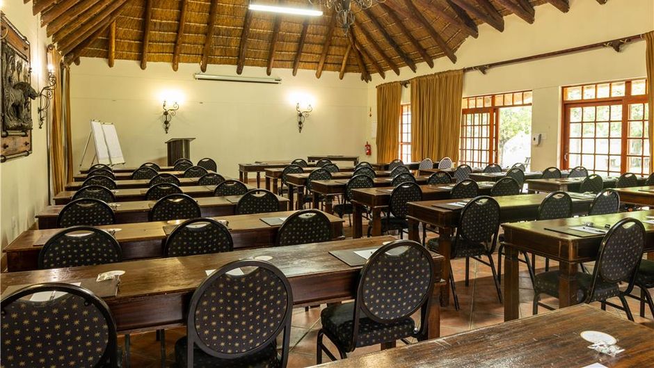 Premier Resort Mpongo Private Game Resrv Meeting