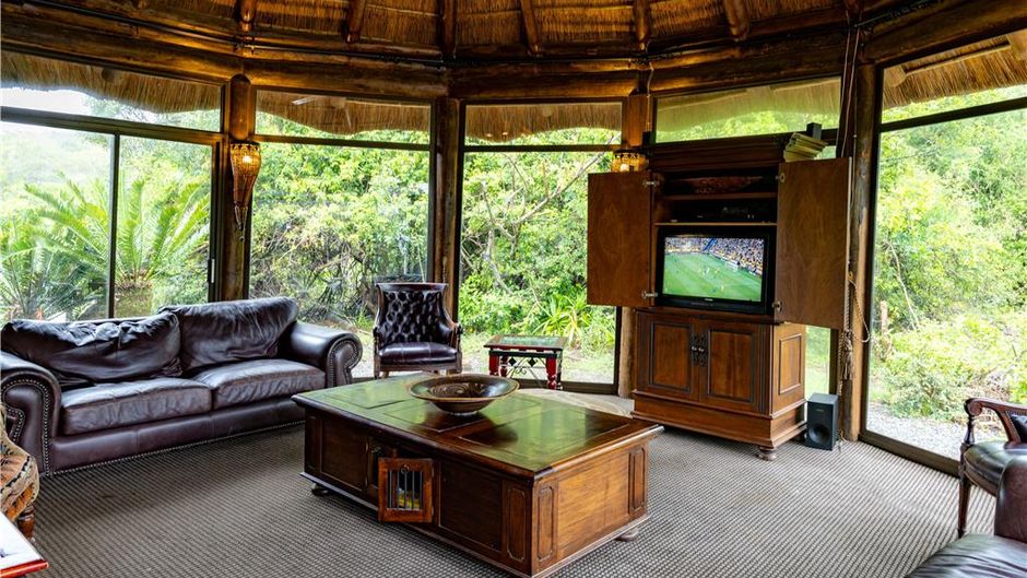 Premier Resort Mpongo Private Game Resrv Lobby
