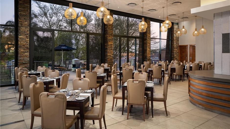 Premier Hotel Midrand Restaurant