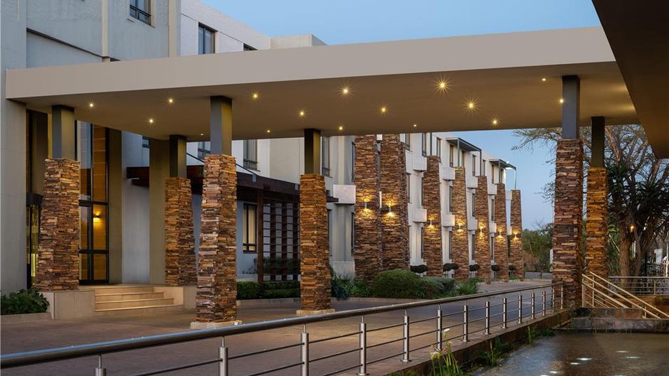 Premier Hotel Midrand Exterior
