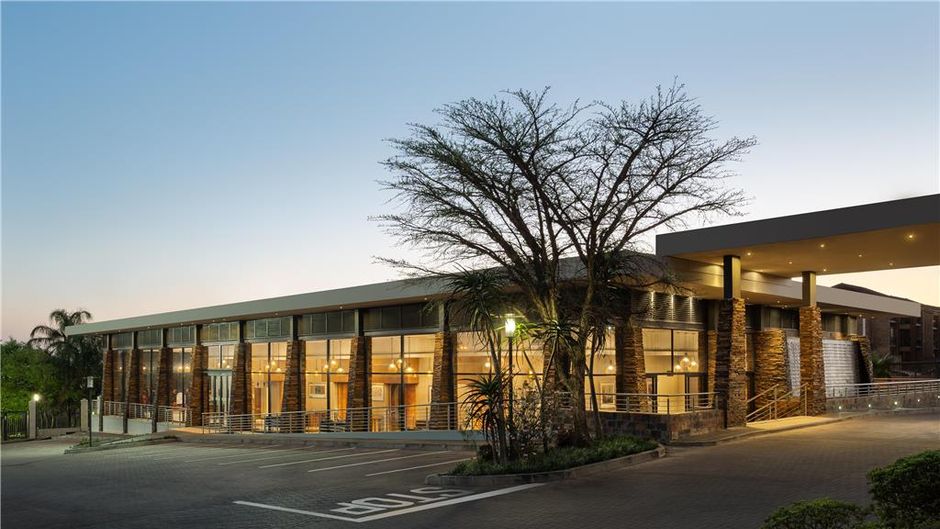 Premier Hotel Midrand Exterior