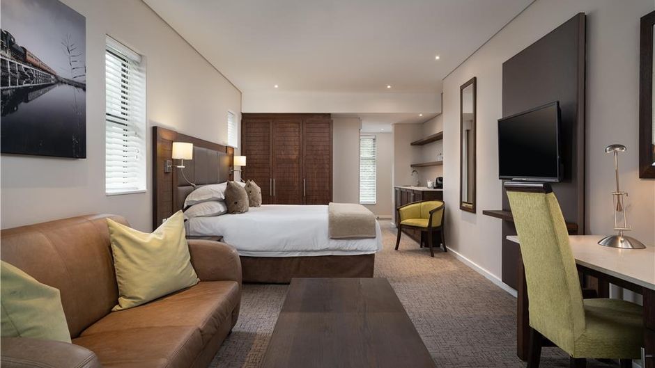 Premier Resort The Moorings Room