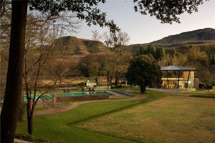 Sani Pass Hotel
