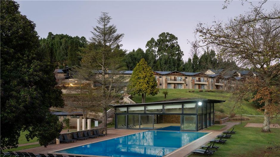 Sani Pass Hotel Pool