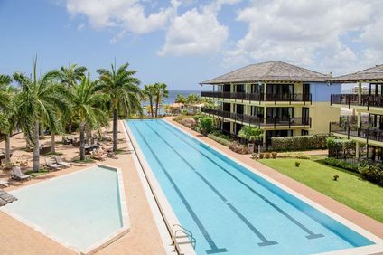 Lions Dive & Beach Resort