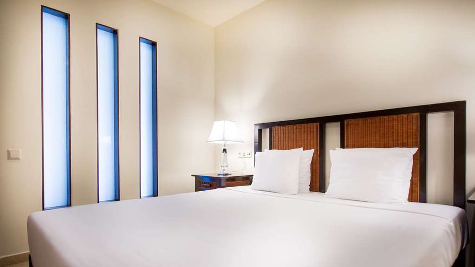 Lions Dive & Beach Resort Suite