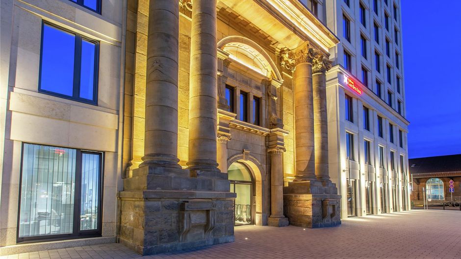Hilton Garden Inn Mannheim Exterior