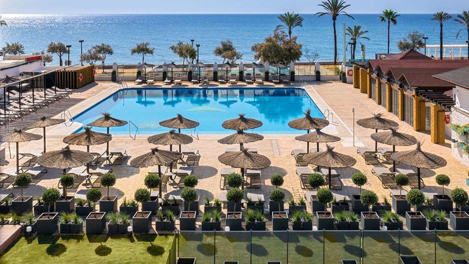 Occidental Hotel Las Piramides Pool