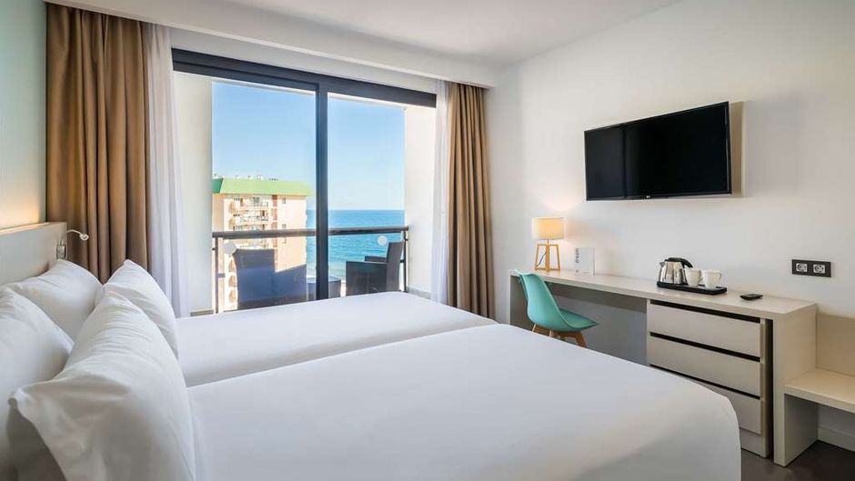 Occidental Hotel Las Piramides Room