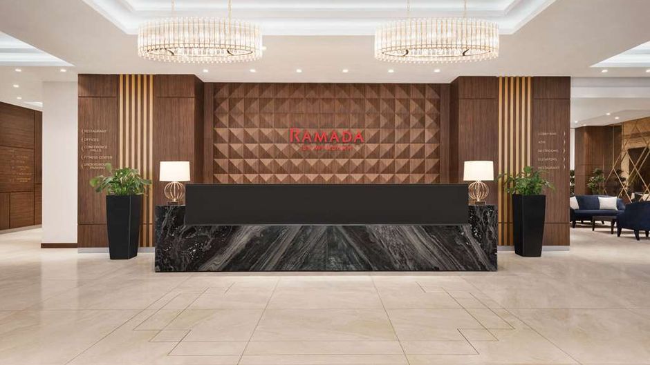 Ramada by Wyndham Hotel/Suites, Yerevan Lobby