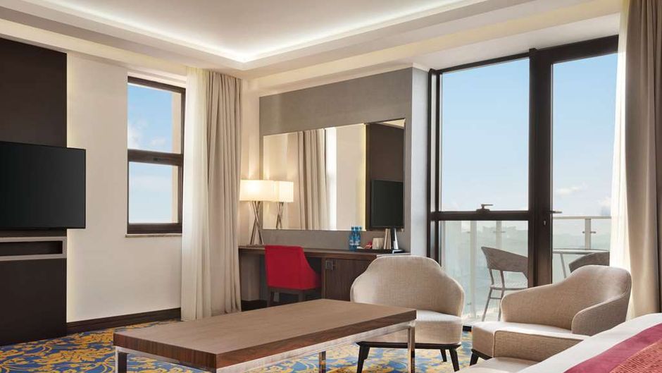 Ramada by Wyndham Hotel/Suites, Yerevan Suite