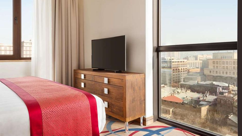 Ramada by Wyndham Hotel/Suites, Yerevan Room