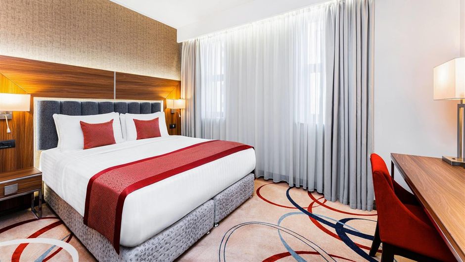 Ramada by Wyndham Hotel/Suites, Yerevan Room