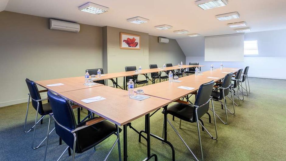 Comfort Hotel Orleans Saran Meeting