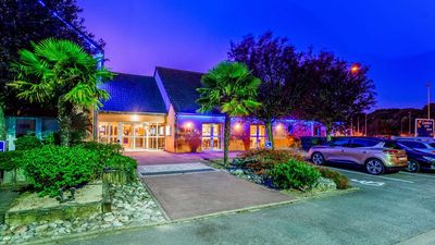 Comfort Hotel Orleans Saran