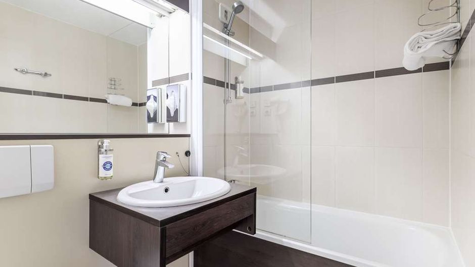 Comfort Hotel Orleans Saran Room
