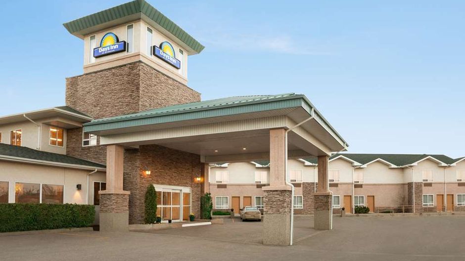 Days Inn Exterior