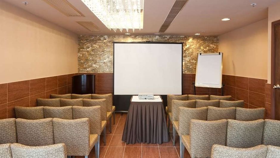 Ramada Hong Kong Harbour View Meeting