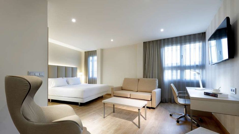 Hesperia Murcia Suite