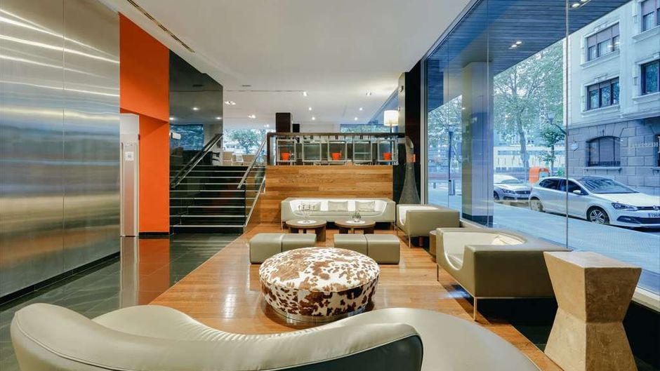 Hesperia Bilbao Lobby