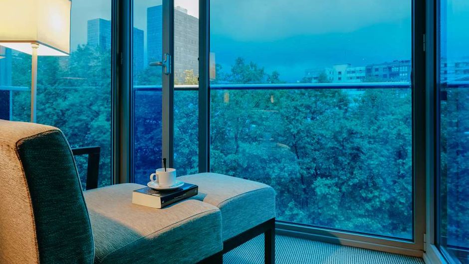 Hesperia Bilbao Suite