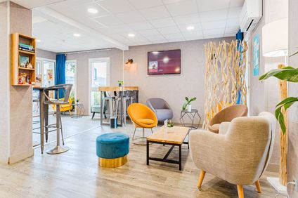 Kyriad Direct Chambray Les Tours