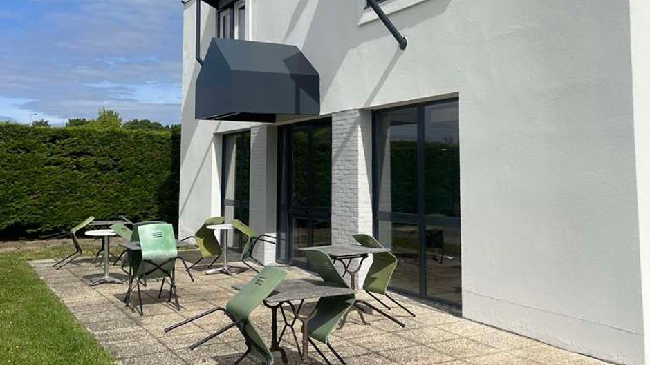Kyriad Direct Dreux Exterior