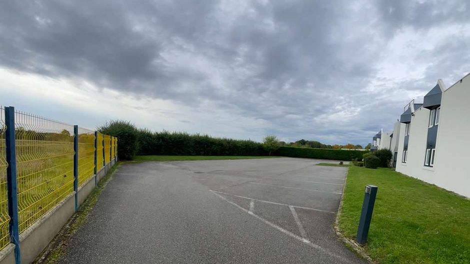Kyriad Direct Dreux Exterior